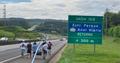 Via Colinas orienta romeiros sobre tráfego seguro nas rodovias durante peregrinação da Paixão de Cristo