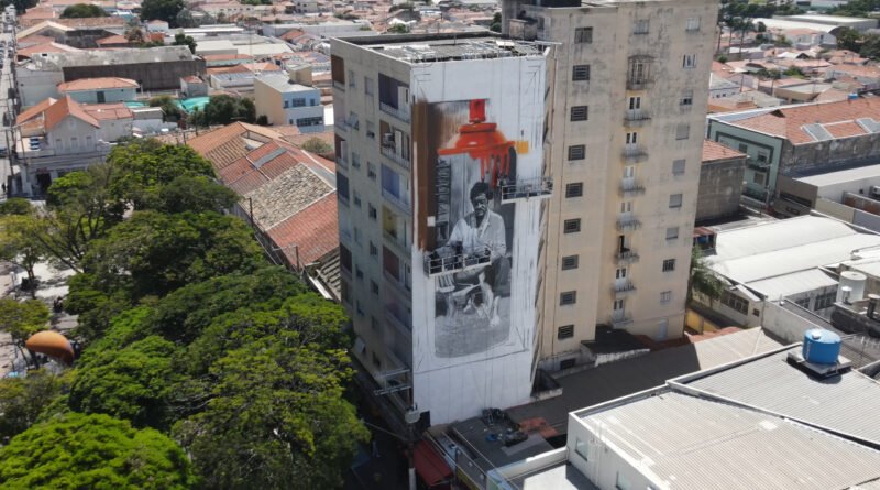 Mural do Instituto Kobra homenageia Almeida Júnior no Centro Histórico de Itu Mural do Instituto Kobra homenageia Almeida Júnior no Centro Histórico de Itu