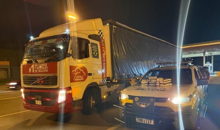 Polícia Rodoviária apreende mais de 13 quilos de drogas na Rodovia Castello Branco, em Itu